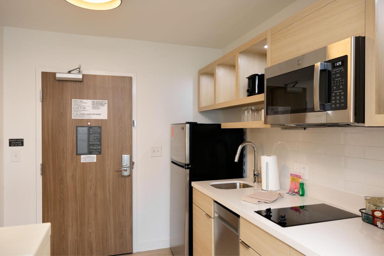 Towneplace Suites By Marriott Canton Riverstone Parkway Kültér fotó