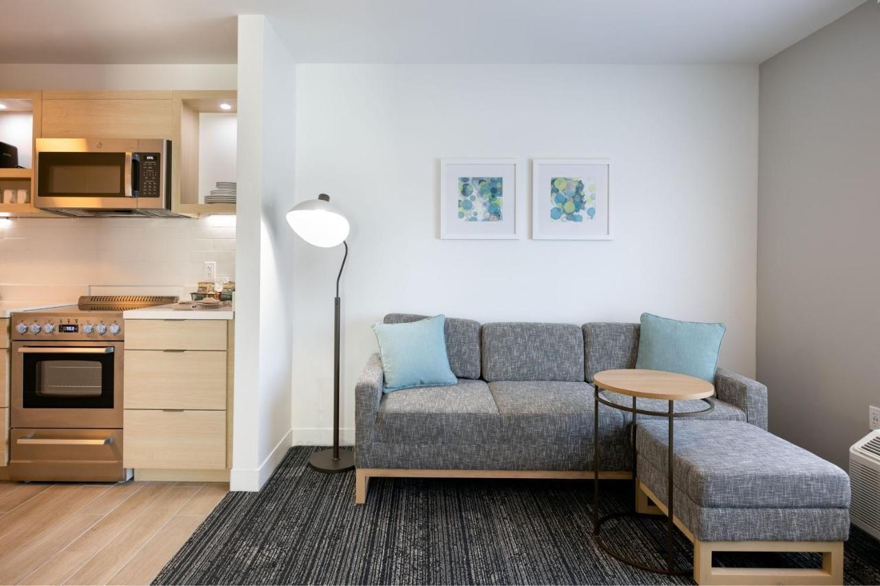Towneplace Suites By Marriott Canton Riverstone Parkway Kültér fotó