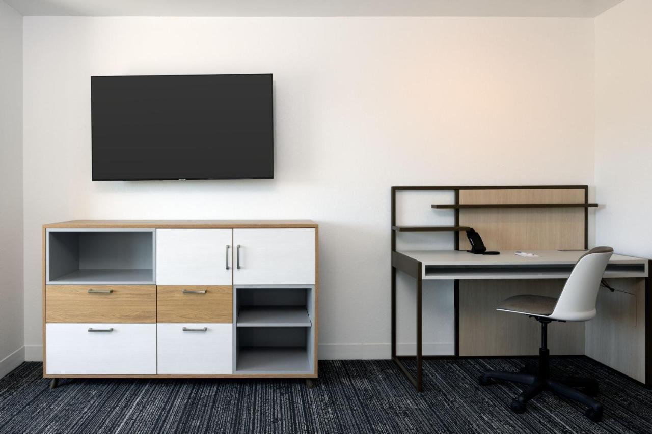 Towneplace Suites By Marriott Canton Riverstone Parkway Kültér fotó